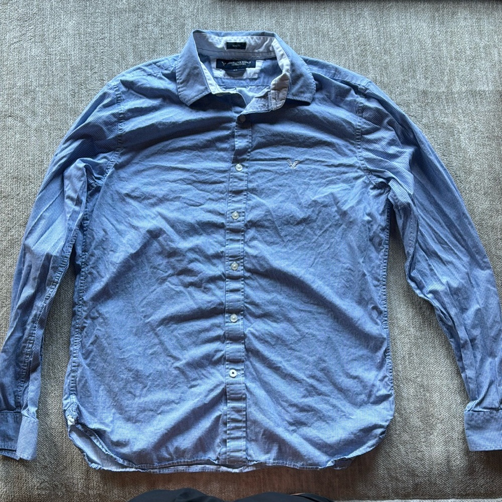 Men’s American Eagle button up